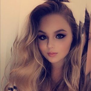 Meet your Posher, Allysa